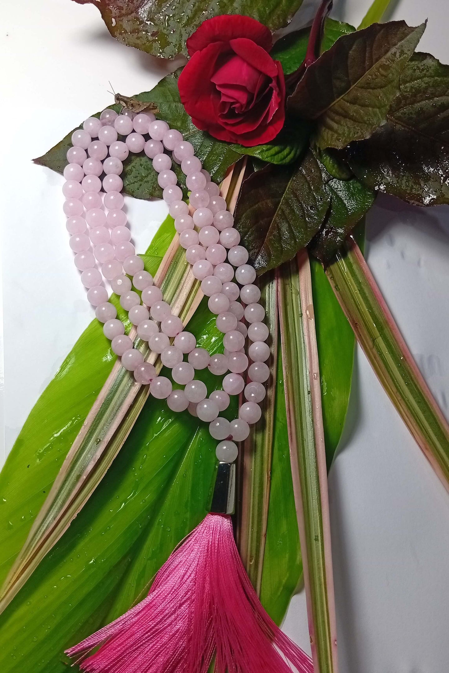 Japamala de Quartzo Rosa 108 Contas – Amor-Próprio, Cura Emocional e Meditação